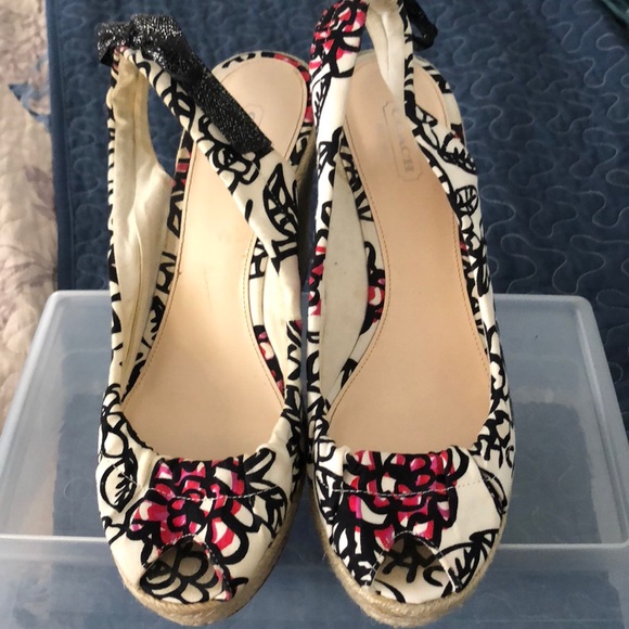 Coach Sandals - Picture 2 of 3